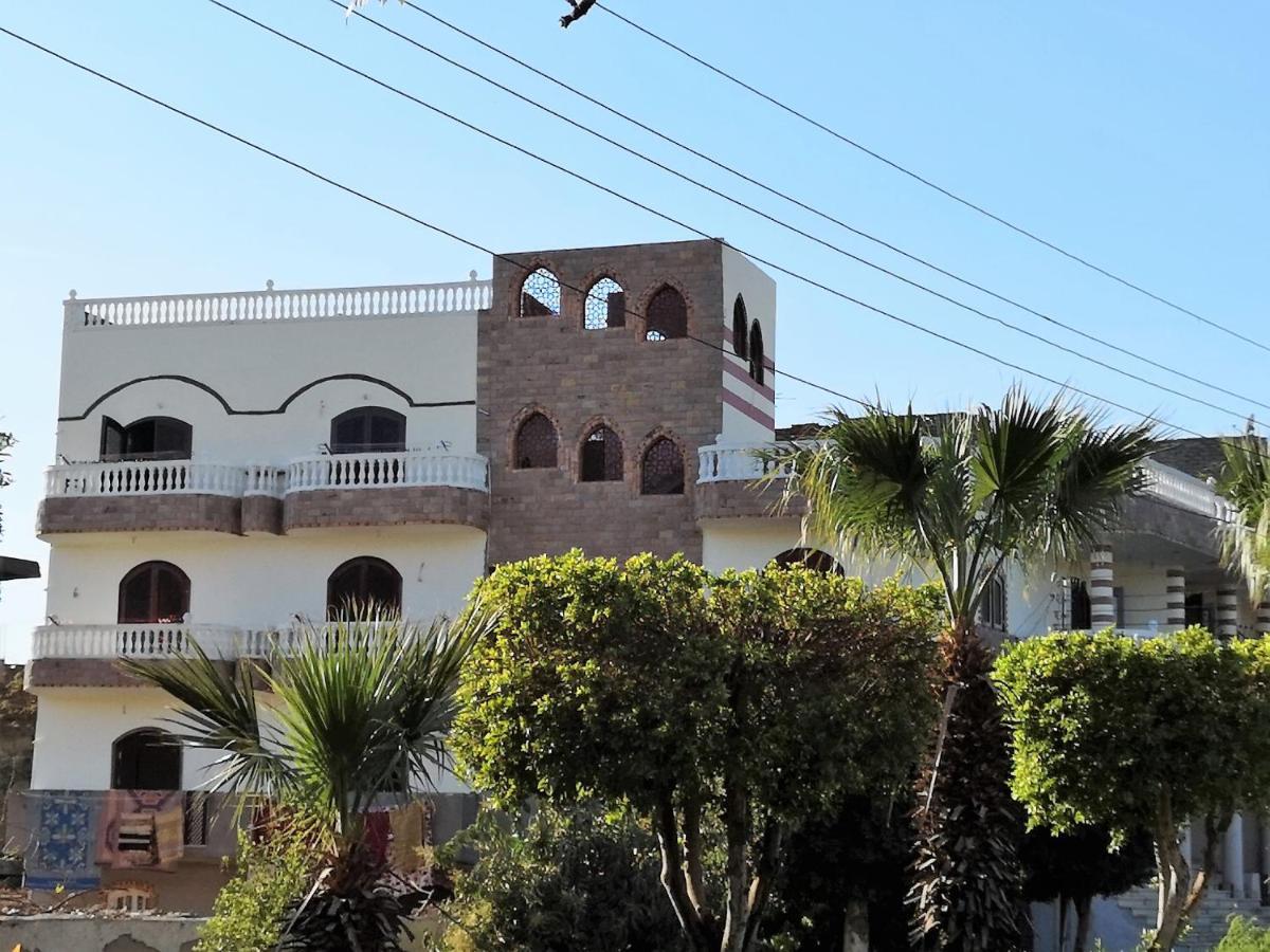 Luxor Hotel Bella Vista Apartments And Hotel Exterior photo